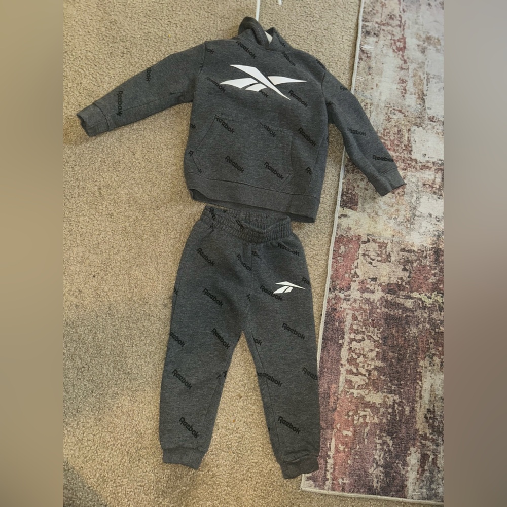 3T Reebok Kids Grey & White Joggers